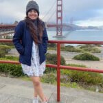 Amruta Deshmukh Instagram - San Franciscoing around! #GoldenGateBridge #नाटकटूर @niyam_v_ati_lagoo • • 📸 @adhokshajkarhade