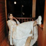 Amruta Deshmukh Instagram - I could dance the night away with my whole heart because of this superb team 🥹😍.. Glam yet subtle make-up and hair by @swatighodke_mua_official | Dreamy lehenga by @suvidhafashion | Dazzling jewellery by @jizajewellerystudio | Excellent styling by @tanmay_jangam | Bridal customised shoes by the very talented @shwetmahadik who LITERALLY made those in two days 😭♥️ And stunning pictures by @surajpatel.in | Thank You sooo much all! 😘
