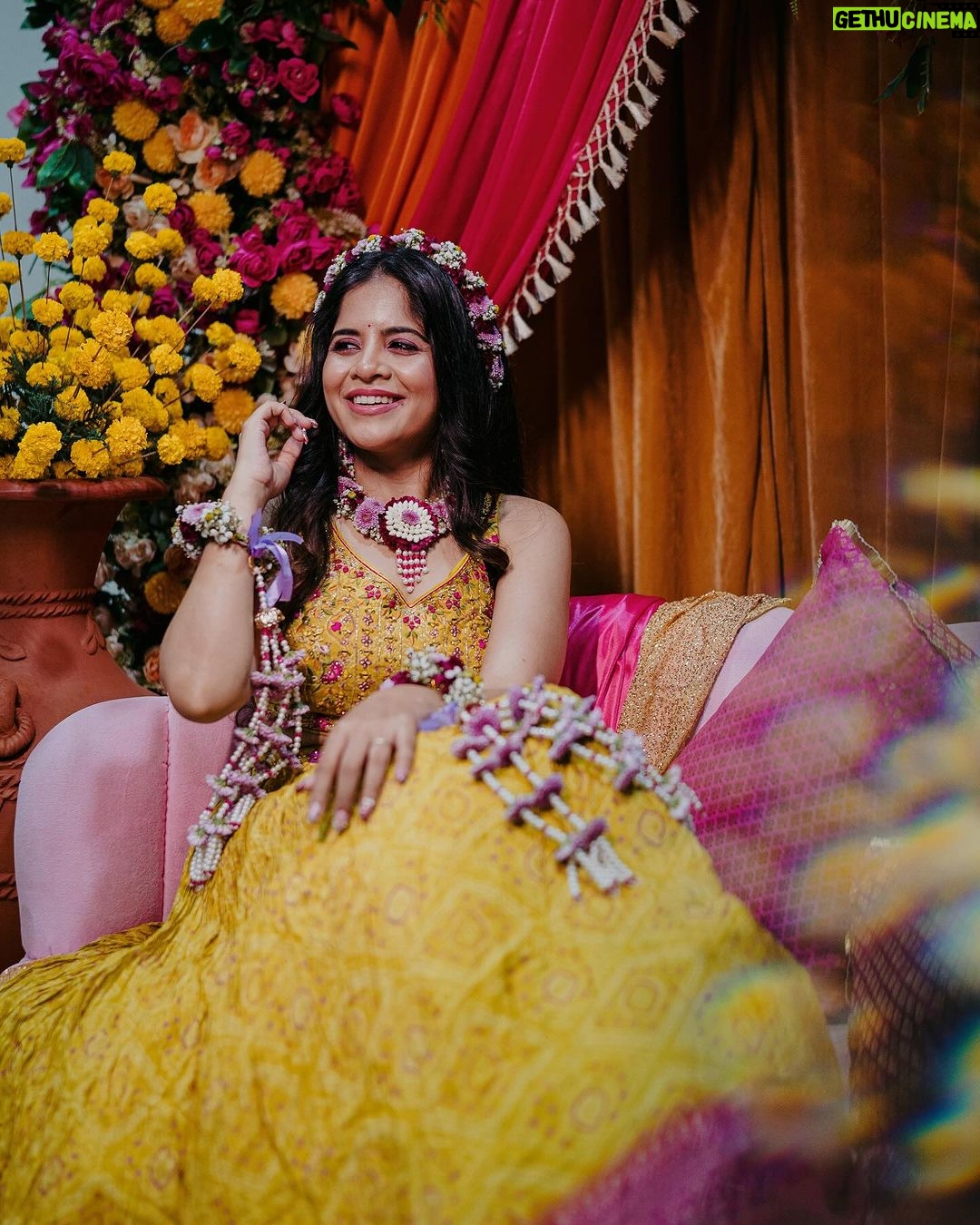 Amruta Deshmukh - 88K Likes - A timeless tradition of beauty.. Mehndi ✨✨
Spent 4 hrs for my Mehendi and then @prasadjawade shows up and steals the show 🥹🫶🏻
•
Extraordinary Mehendi by @kkanchan_mehendi_
Beautiful floral jewellery by: @floralart_byanushka
Prettiest decor by : @decorbyketan
Outfits: @suvidhafashion | styled by: @tanmay_jangam
Supreme MUA: @swatighodke_mua_official
📸 @themerrymakers.in 🫶🏻