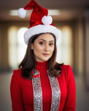 Amrutha Iyengar Instagram - Love this AI edit 🫶🏻 Merry Christmas everyone ♥️♥️♥️