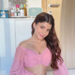Anahita Bhooshan Instagram - 💓🫰🏼 . Outfit: @amheurofficial Styling: @styling.your.soul Brand pr: @socialpinnaclepr