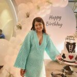 Anahita Bhooshan Instagram - Birthday eve pictures that never made it to the gram 💓 Ps- I was attending somebody else’s birthday party on my birthday eve, so that cake isn’t mine 🙈 #oldpictures
