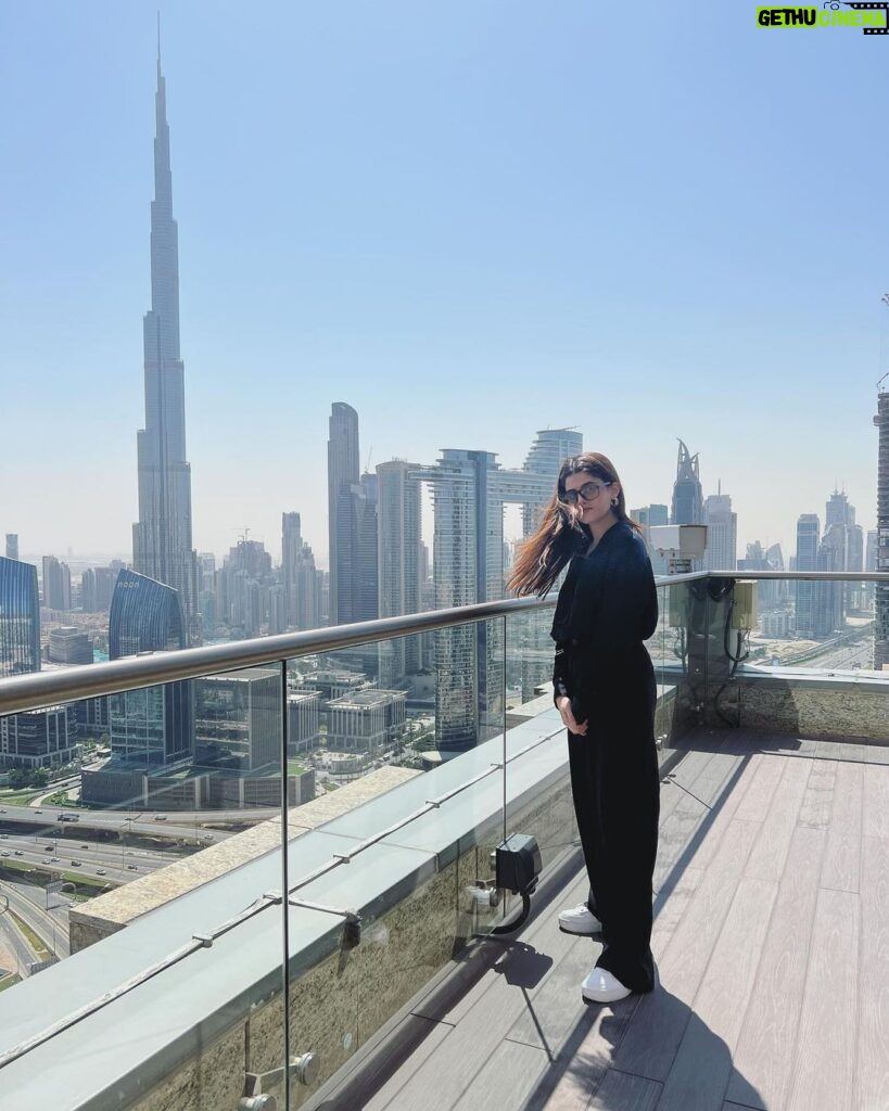 Anahita Bhooshan Instagram - 🖤 Dubai, United Arab Emirates