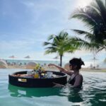 Anahita Bhooshan Instagram – Couldn’t have gotten better,
Both the view and the floating breakfast 🍳 
.
Thank you @saii.phiphiislandvillage for arranging this and making my day ❤️
.
#travel #traveler #travelgram #travelphotography #thailand🇹🇭 #phiphiisland #saiiphiphiislandvillage SAii Phi Phi Island Village