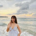 Anahita Bhooshan Instagram - Let the sky speak for itself 🌅