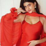Anahita Bhooshan Instagram - A lil bit of ♥️🫰🏻