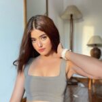 Anahita Bhooshan Instagram – Dil nu tere naal kinna pyaar hai
Saanu te kehna vi ni aunda 🙏🏻🙏🏻
We are a family of 500k ❤️❤️❤️
Stay tuned for my next post. Ily all soooo much 😘😘😘😘
.
.
#blessed #blessedwiththebest #grateful 🧿