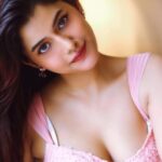 Anahita Bhooshan Instagram - Forever writing a story in my head 🫰🏻🪄