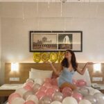 Anahita Bhooshan Instagram – Wohoooo! 
500k of y’all ❤️ One amazing journey it has been. Can’t thank y’all enough for all the love you guys give me. Not even a day goes by when I’m not reminded of your love. You guys keep me going on my bad days. Thank you so much for choosing me 💙 I promise to stay the same real, authentic Anahita y’all love. Dil se aap sab ka shukriya. ❤️❤️
.
.
.
.
#blessed #grateful #500k Fairfield by Marriott, Lucknow