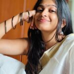 Ananthika Sanilkumar Instagram - Happyyy Vishu :))
