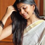 Ananthika Sanilkumar Instagram - Happyyy Vishu :))
