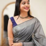 Ananthika Sanilkumar Instagram - Saree from : @thenmozhidesigns Jewellery : @kanakadhara_jewellery Clutch : @bysrirang Makeup and Draping : @priyaprabu_artistry Pc : @p2click.in