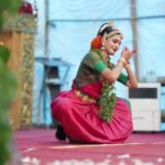 Ananthika Sanilkumar Instagram - It was a delight to perform "sreeramakadha" in front of Triprayar Thevar 🙏🏻❤️ #triprayarekadeshi #sreeramatemple @athul_whiteramp 📸 Thriprayar Sreerama Temple