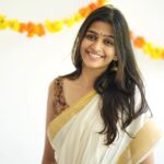 Ananthika Sanilkumar Instagram - Wishing everyone a joyful and prosperous Onam ! ❤️🌼🤍