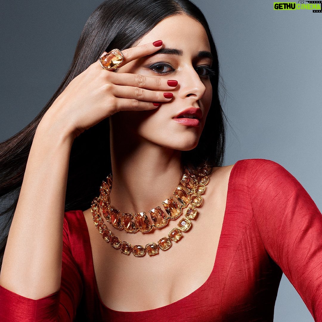Ananya Panday Instagram - Thrilled to announce the Swarovski Diwali 2023 campaign! Truly grateful ❤️ It is a time for embracing tradition and celebrating new beginnings, and it is a festival that’s very close to my heart. @Swarovski's beautiful pieces not only reflect the magnificence of the festival, but also the optimism and joy that it represents. #Swarovski #collab