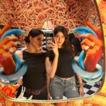 Ananya Panday Instagram - expect the unexpected 🌈 @nmacc.india 😍