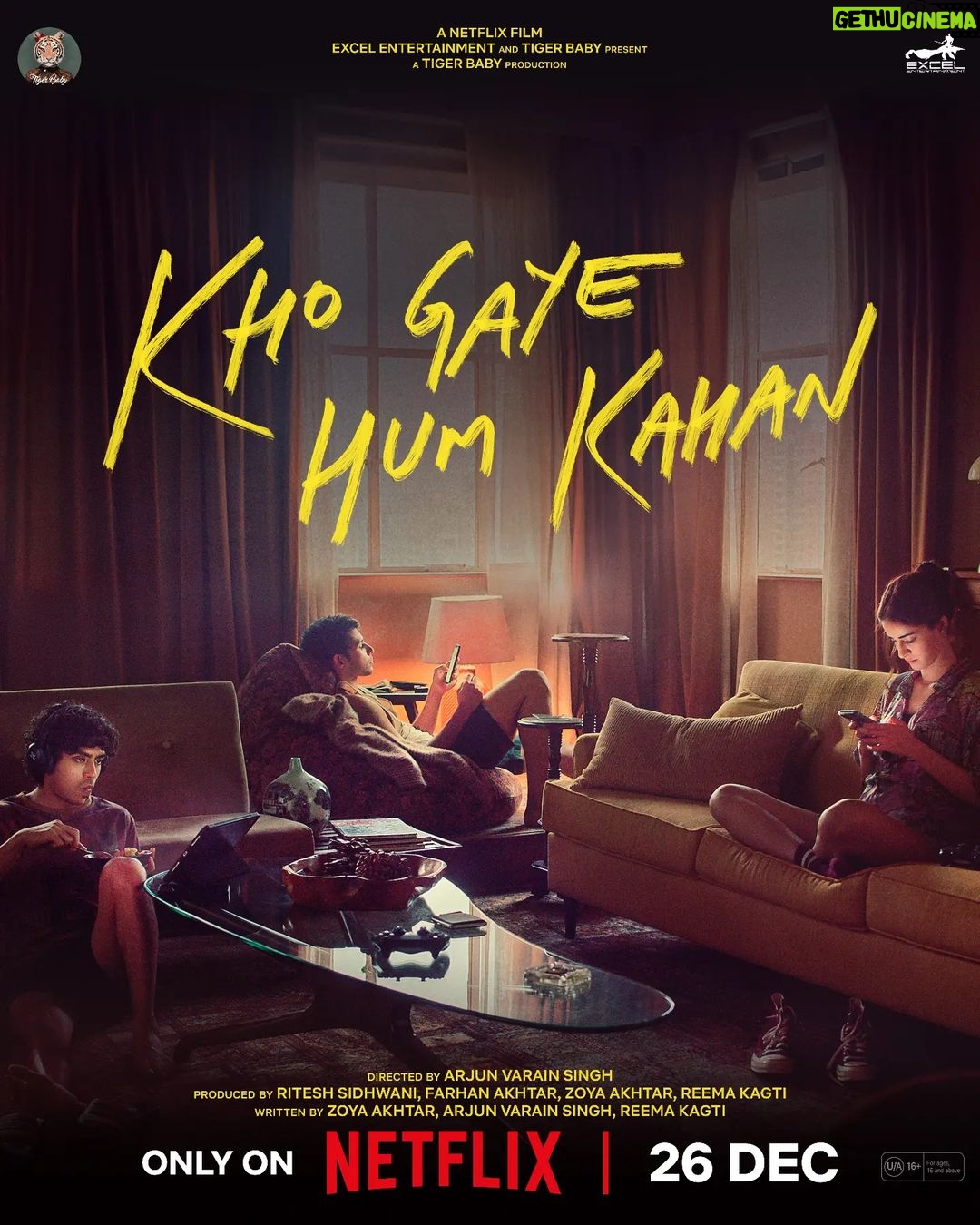 Ananya Panday Instagram - Imad, Neil and Ahana are calling π³ They want to make plans for the evening π Kho Gaye Hum Kahan trailer drops today! #KhoGayeHumKahanOnNetflix @siddhantchaturvedi @ananyapanday @gouravadarsh @kalkikanmani @anyasinghofficial @arjunvarain.singh @zoieakhtar @reemakagti1 @ritesh_sid @faroutakhtar @angaddevsingh1 @kassimjagmagia @vishalrr @kartikshah14 @pravinkhairnar @sharicsequeira @tanaysatam @imanojchouhan @excelmovies @tigerbabyofficial @zeemusiccompany