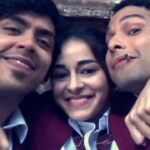Ananya Panday Instagram - Kick back, relax and say Hone Do Jo Hota Hai. Song out now. (Link in bio) ❤️❤️❤️ @siddhantchaturvedi @gouravadarsh @kalkikanmani @anyasinghofficial @arjunvarain.singh @zoieakhtar @reemakagti1 @ritesh_sid @faroutakhtar @angaddevsingh1 @kassimjagmagia @vishalrr @kartikshah14 @pravinkhairnar @sharicsequeira @tanaysatam @imanojchouhan @ankurtewari @oaffmusic @savera.music @luceamma @jaduakhtar @prathmeshdudhane @medhasahi @shah_krina_ @excelmovies @tigerbabyofficial @netflix_in @zeemusiccompany