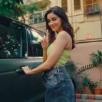 Ananya Panday Instagram - Walks made fun and ofcourse comfortable with @Skechersperformanceindia GoWalk Massage fit. #makewalkingyourworkout #skechersgowalk #skechersambassador #ad
