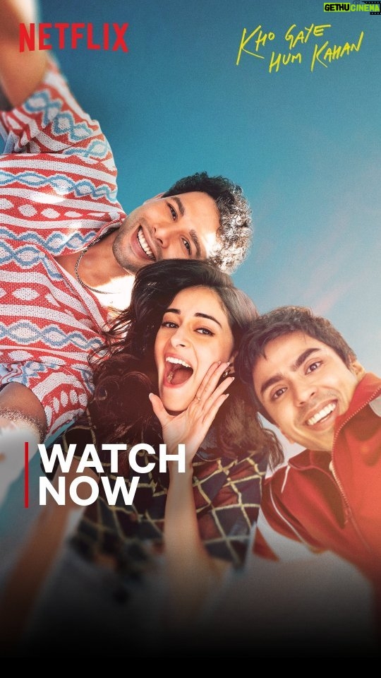 Ananya Panday Instagram - Imaad, Neil aur Ahana ki journey ka hissa ab aap bhi hain 🥳❤️ #KhoGayeHumKahan now streaming only on Netflix! #KhoGayeHumKahanOnNetflix @siddhantchaturvedi @ananyapanday @gouravadarsh @kalkikanmani @anyasinghofficial @arjunvarain.singh @zoieakhtar @reemakagti1 @ritesh_sid @faroutakhtar @angaddevsingh1 @kassimjagmagia @vishalrr @kartikshah14 @pravinkhairnar @sharicsequeira @tanaysatam @imanojchouhan @excelmovies @tigerbabyofficial @zeemusiccompany