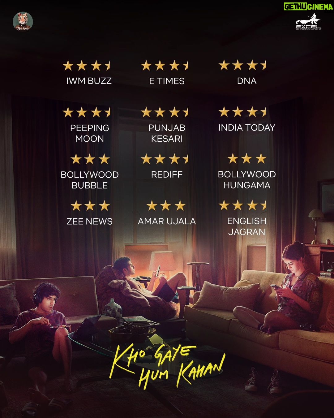 Ananya Panday Instagram - The climax of 2023 just hit!! Kho Gaye Hum Kahan is a glowing with stars π€©π #KhoGayeHumKahan now streaming only on Netflix! @siddhantchaturvedi @ananyapanday @gouravadarsh @kalkikanmani @anyasinghofficial @arjunvarain.singh @zoieakhtar @reemakagti1 @ritesh_sid @faroutakhtar @angaddevsingh1 @kassimjagmagia @vishalrr @kartikshah14 @pravinkhairnar @sharicsequeira @tanaysatam @imanojchouhan @excelmovies @tigerbabyofficial @zeemusiccompany