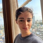 Ananya Panday Instagram - My sweet girl Ahana - I miss being you 🥹❤️ #KhoGayeHumKahan on Netflix 26th December 🎅🏼