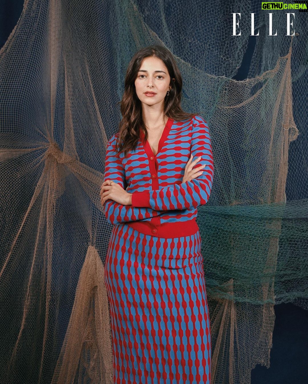 Ananya Panday Instagram - @elleindia 🎣💙 ELLE India Editor: @aineenizamiahmedi Photographer: @remachaudhary Fashion Editor: @zohacastelino (styling) Asst. Art Director: @mount.juno__ (cover design) Words: @words.by.hasina Makeup: @miteshrajani (@featartists) Hair: @ayeshadevitre Bookings Editor: @alizaafatmaa Assisted by: @komal_shetty_, @siyaamannuja (styling); _rj1092_ (bookings) Production: @cutlooseproductions Artist’s Reputation Management: @hypenq_pr