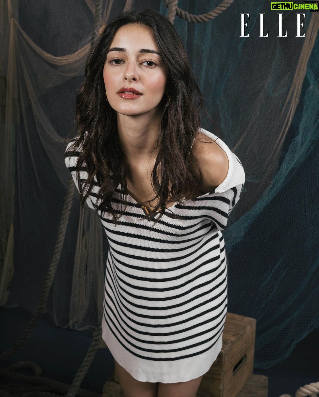 Ananya Panday Instagram - @elleindia 🎣💙 ELLE India Editor: @aineenizamiahmedi Photographer: @remachaudhary Fashion Editor: @zohacastelino (styling) Asst. Art Director: @mount.juno__ (cover design) Words: @words.by.hasina Makeup: @miteshrajani (@featartists) Hair: @ayeshadevitre Bookings Editor: @alizaafatmaa Assisted by: @komal_shetty_, @siyaamannuja (styling); _rj1092_ (bookings) Production: @cutlooseproductions Artist’s Reputation Management: @hypenq_pr