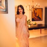 Ananya Panday Instagram – love and light and all that 🤭