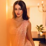Ananya Panday Instagram – love and light and all that 🤭