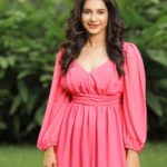 Angana Roy Instagram - How about a little pink this winter? #postoftheday #pinkmonday #moodpost #moodgram #photoshoot #kolkatagram #wintermood #hairgamestrong #makeuponfleek #anganawithlove #lovefromA