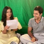 Angana Roy Instagram - দেব পারো-র কেমিস্ট্রি, তার চেয়ে হয়না আর কিছুই মিষ্টি ♥ #TumiAshePasheThakle #ChupKorrGossAchhe #love #bts #reelitfeelit