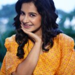 Angana Roy Instagram - Paro in her element 💛 #paro #tumiashepashethakle #newhsow #bts #pictureoftheday #sundaypost #postoftheday #starjalsha #moodpost #allsmiles #beingparo #anganaroy #lovefromA