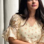 Angana Roy Instagram - Saturday mood #reelsinstagram #postoftheday #reeloftheday #paro #tumiashepashethakle #newshow #sweaterweather #scenery #outdoors #weatheringwithyou #lookoftheday #lookbook #newpost #anganaroy #anganawithlove