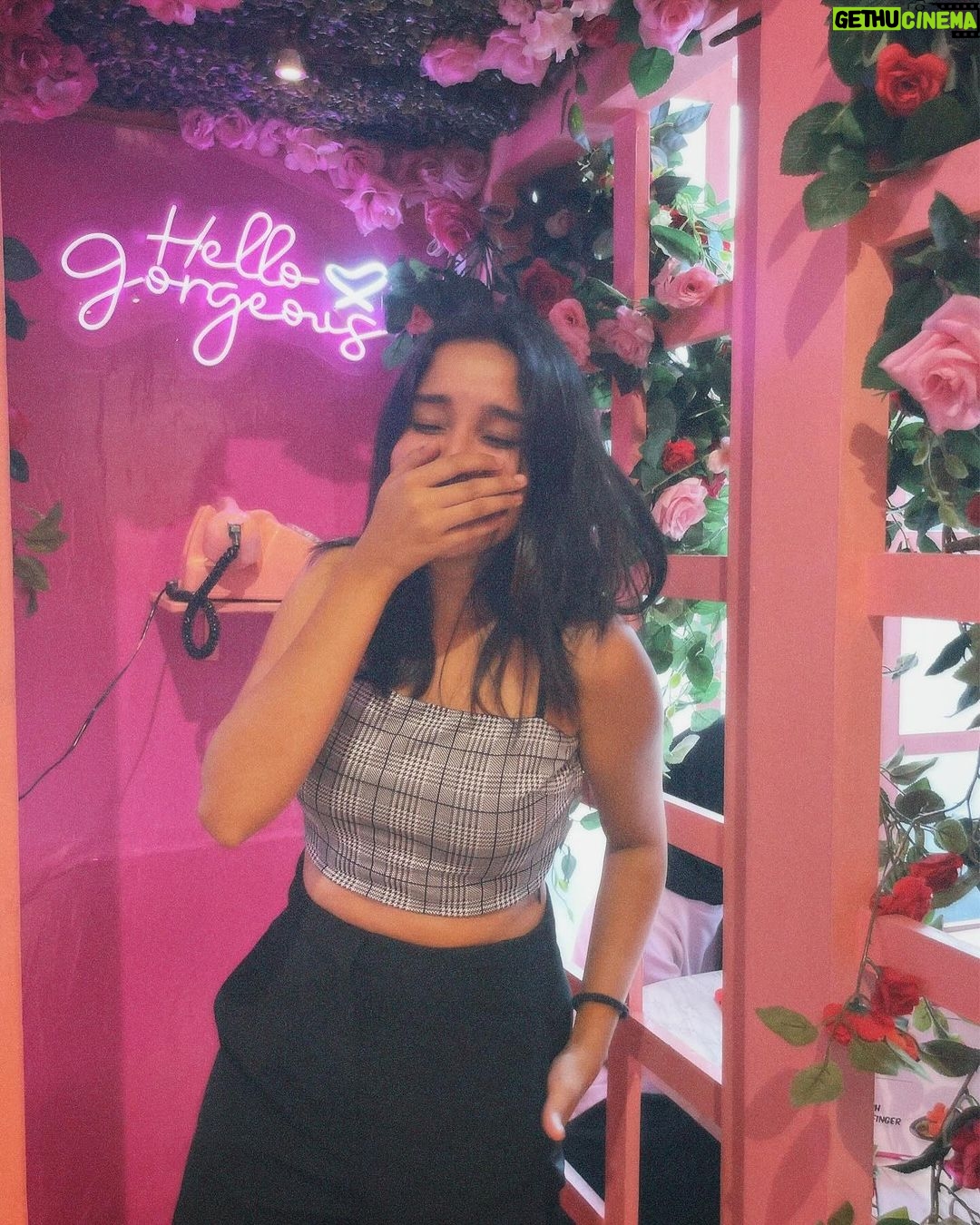 Anikha Instagram - hello gorgeous!