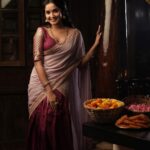 Anikha Instagram - 🪔🔅🪔 @nadirshah_nazer @kannandas__ @zayi_design_vague @sruthisai_official @zohibzayi @rossittawoodcastle @sanjaykallingal_ @ameerkbasheer @shijaz_bin_nazar Rossitta Wood Castle