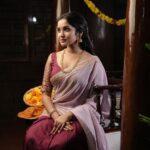 Anikha Instagram - 🪔🔅🪔 @nadirshah_nazer @kannandas__ @zayi_design_vague @sruthisai_official @zohibzayi @rossittawoodcastle @sanjaykallingal_ @ameerkbasheer @shijaz_bin_nazar Rossitta Wood Castle