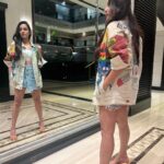 Anita Hassanandani Instagram - Dolled up for the premiere of #thankyouforcoming A chick flick that cannot be missed😍 Loved every bit of @bhumipednekar @shehnaazgill @kushakapila @dollysingh #Rabya was mind blowing 😍 Styled by everyone’s hot fav @natashaabothra Quirky jacket by @mashbymalvikashroff ⚡️ Styling team @mausmi_mitra_ @styledbypritimehta Chain @dripproject.co Ring @diora.india