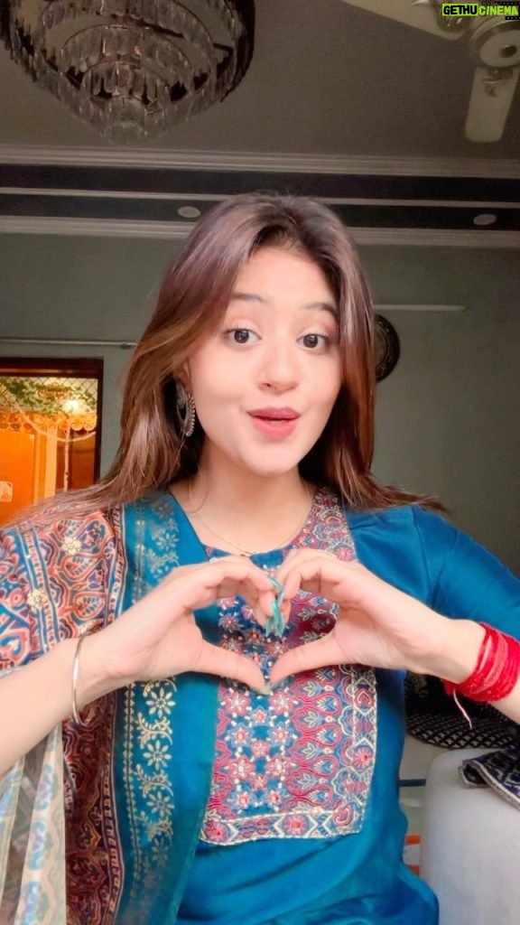 Anjali Arora Instagram - sou tere pyaar di m chakki hoe e🤭