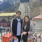 Anjali Arora Instagram - भोले बाबा देख मने मैं भक्त हूँ सबते ख़ास तेरा🙏🏻🥰 #kedarntah #bholenath #baba #anjaliarora Kedarnath Temple