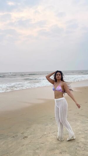 Anjali Tatrari Instagram - As good as it gets 🏝️ 🌊 

#anjalitatrari #trendingreels #trend #goa #beach