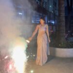 Anjali Tatrari Instagram - Diwali 2023’ 🪔✨ Love and light 🫶🏻 #anjalitatrari #diwali #diwalivibes✨ #shine #festival Mumbai, Maharashtra
