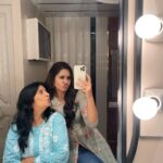 Anjali Tatrari Instagram - शब्द अलग अलग हैं पर अर्थ दोनों का एक है.. मां कहूं या भगवान बात तो एक ही है..!! #mothersday #anjalitatrari #monatatrari