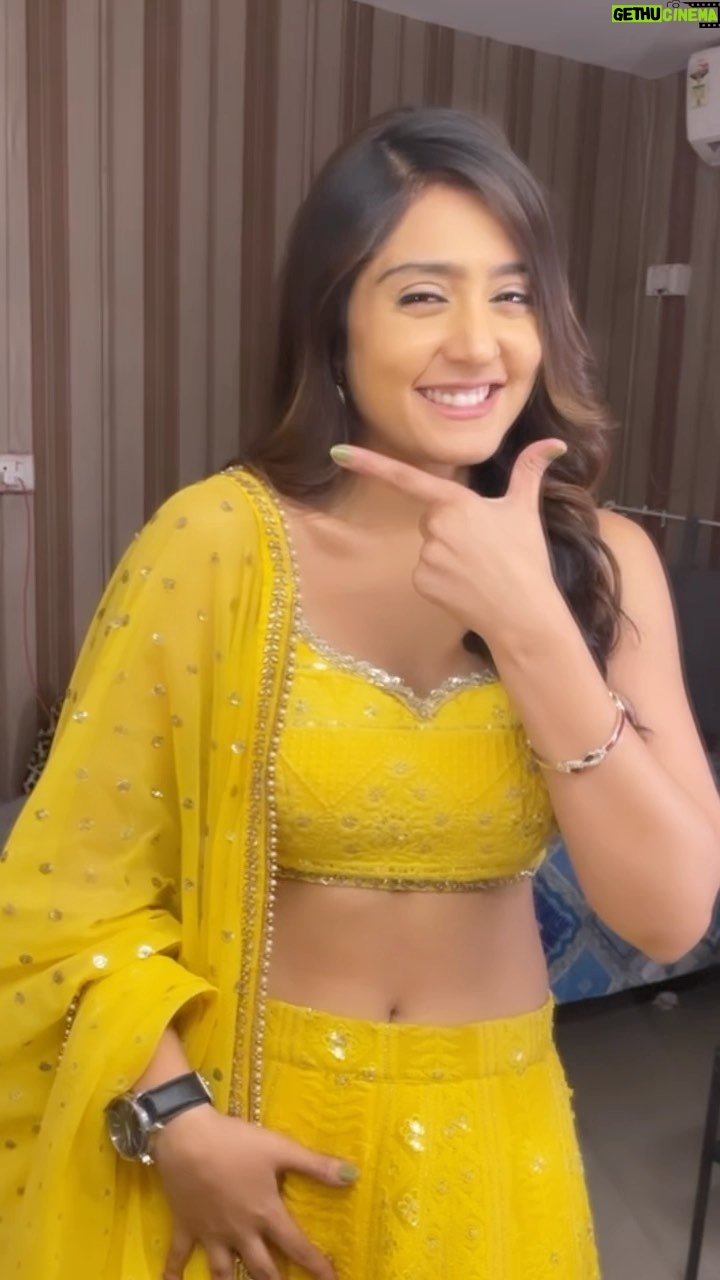 Anjali Tatrari - 119.3K Likes - Pal mein khush hai, pal mein khafa 🌚
Ps - taking these lines quite literally 🤣😑
#anjalitatrari #prettywoman #trendingreels #trending #trend