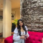 Anjali Tatrari Instagram - Take each day as it comes 🍷 #anjalitatrari #brunch #silly Silly Bombay