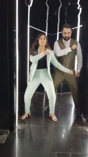 Anjali Tatrari Instagram - Trend gone wrong❎

#trending #explore #instagood