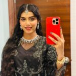 Ankita Bhattacharyya Instagram - Nazar Na Lage 🥰🤭 #wedding❤️💍 Pushkar. Rajastan. India