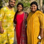 Ankita Bhattacharyya Instagram - Happy birthday Sir ❤️🙏❤️ Pronam Sir 🙏 Apni r Mam Ei bhabei Hashte thakun r shushtho thakun sir mam ❤️🙏