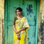 Ankita Bhattacharyya Instagram – Didi r Biye ❤️
#haldi💛