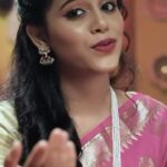 Ankita Bhattacharyya Instagram – মায়ের আসতে আর মাত্র ক’দিন |  মহালয়ার পবিত্র তিথিতে বাতাসে ভেসে আসছে আগমনী সুর আর পুজোর গন্ধ। এই পুণ্যপ্রভাতের গান দিয়েই শুরু হোক দেবীপক্ষ। Full Song Link in Bio ⬆️

#AajMahalaya #AnkitaBhattacharya #KaziNazrulIslam #Aalo #Mahalaya #mahalayaspecial #subhomahalaya West Bengal